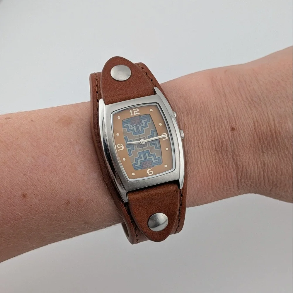 Fossil JR-8185 Y2K Flip Dial Unisex Cuff Watch Tan Leather Retro Futuristic 30mm